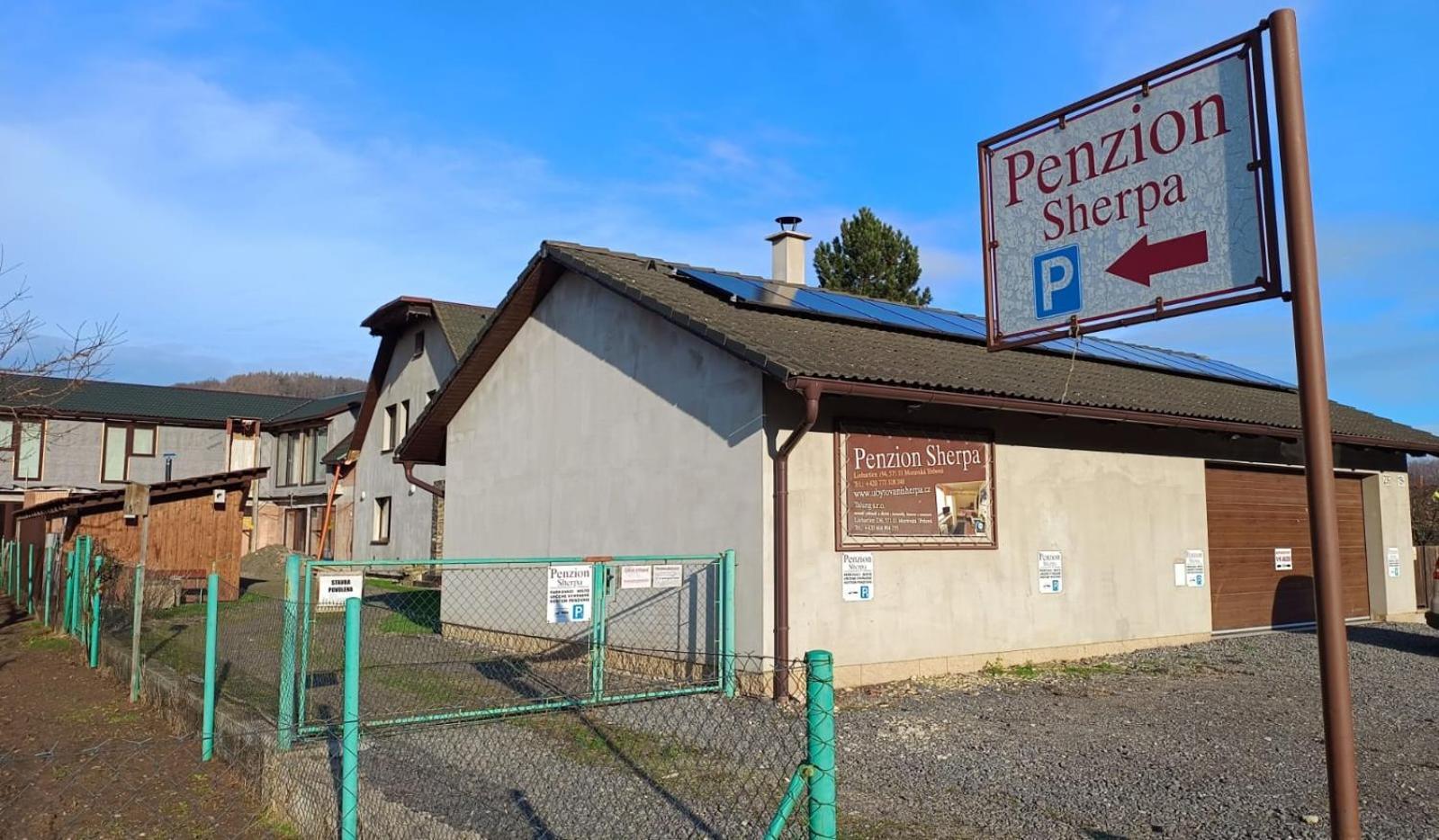 Guest House Sherpa Moravská Třebová Zewnętrze zdjęcie